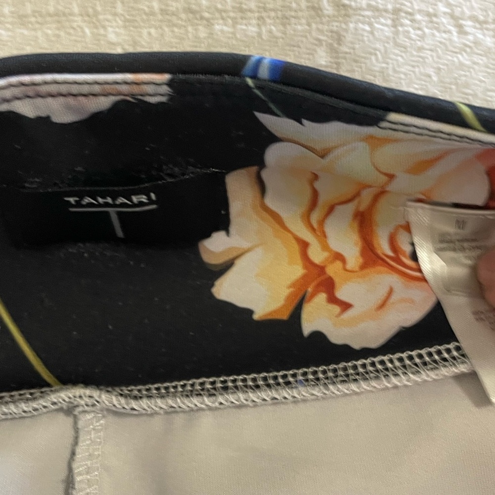 Tahari floral midi Skirt - Picture 5 of 8